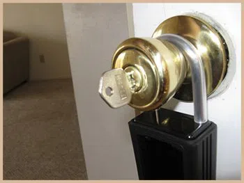 Elite Locksmith Services Hacienda Heights, CA 626-376-4385 Elite Locksmith Services Hacienda Heights, CA 626-376-4385 - 3-locksmith-key-service